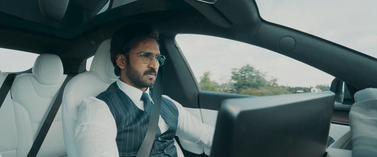 Drive 2025 WebRip [Hindi + Tamil + Telugu + Malayalam + Kannada] 480p 720p ESub Screenshot