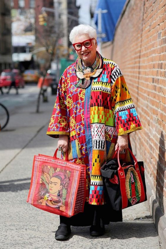 peoplewomanboho.jpg