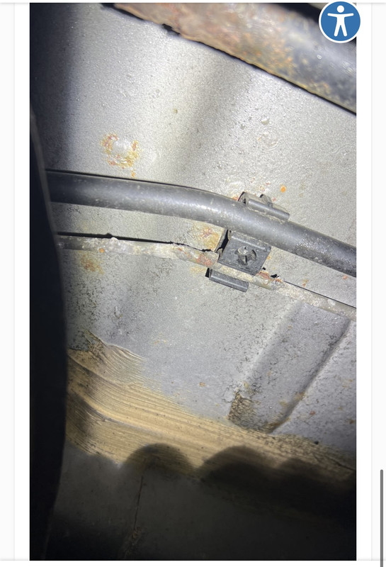 61DAD8D8-0398-47BB-93D5-D4E228C5A0B0