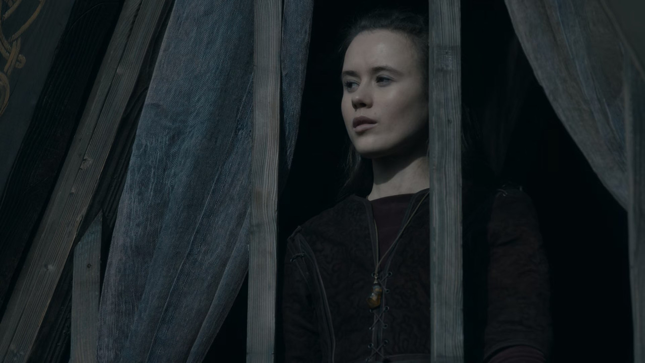 The.Last.Kingdom.S05.COMPLETE.1080p.ENGLISH-HINDI.NF.10bit.DDP.5.1.x265.[HashMiner]