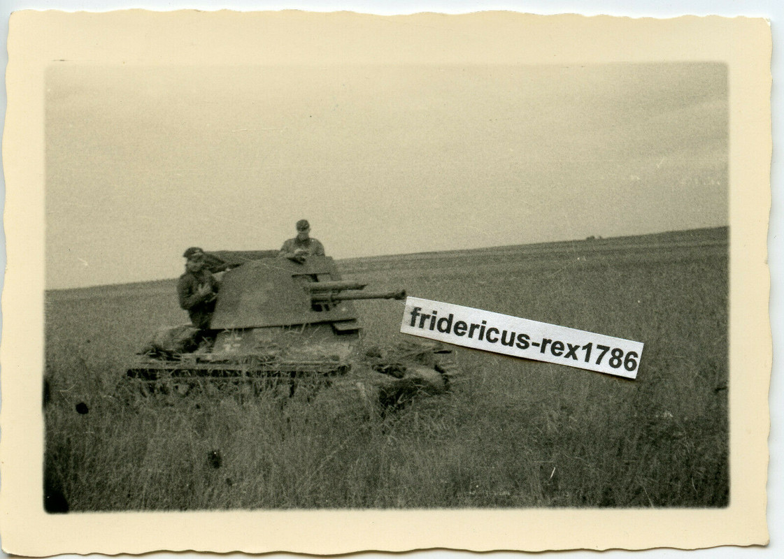 Foto Ostfront HKL Panzer Tank Panzerjäger I PaK Selbstfahrlafette camo.