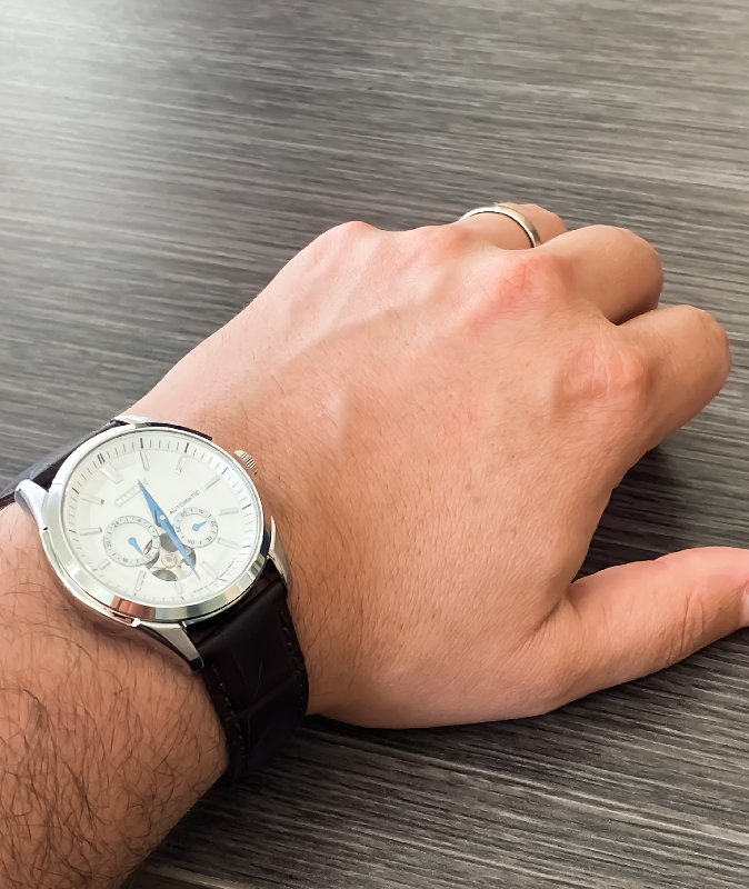 marconometrics - Citizen automatico Luxury Collection 38mm