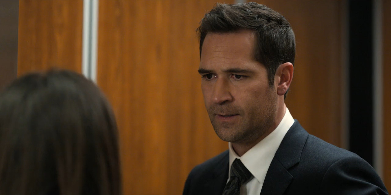 The Lincoln Lawyer (2023) Season 2 [Hindi + English] WebRip 480p, 720p ESub - Complete Screenshot