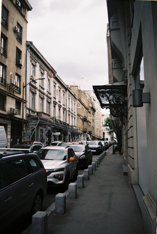 R1-09393-0030.jpg