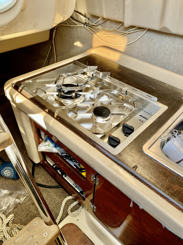 F1E75F4E-3CF5-4CB7-9151-1DB74F120779