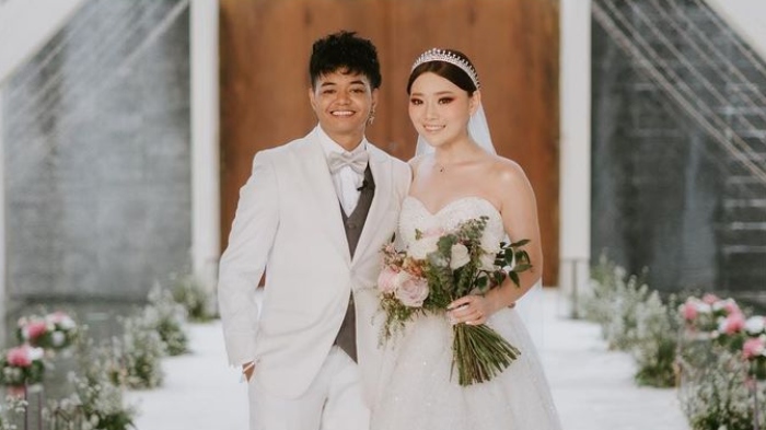 Momen pernikahan Reza Arap dan Wendy Walters