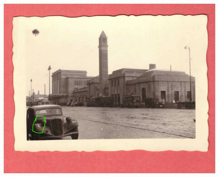 Schönes Foto PKW mit Kennung -Hörnle- am Bahnhof von Belfort Frankreich 260. ID