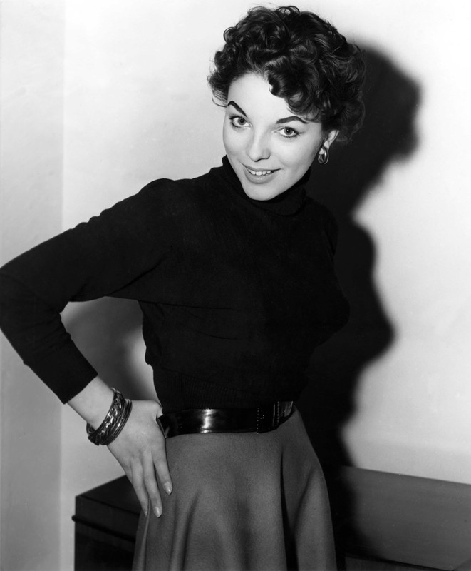 Joan_Collins_d17