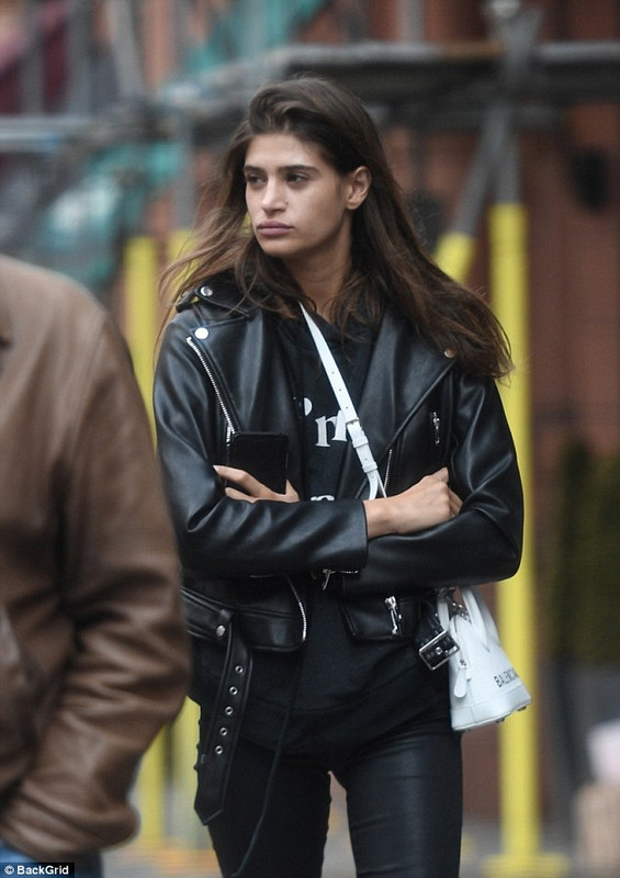 4F68DBD600000578-0-image-a-9_1535281984426