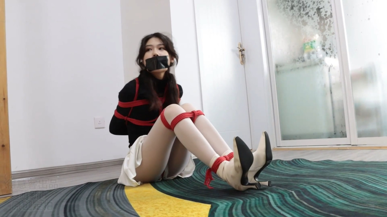 得意客 缚之轨迹 白丝短靴红绳和侦探.mp4_20220821_084420.728