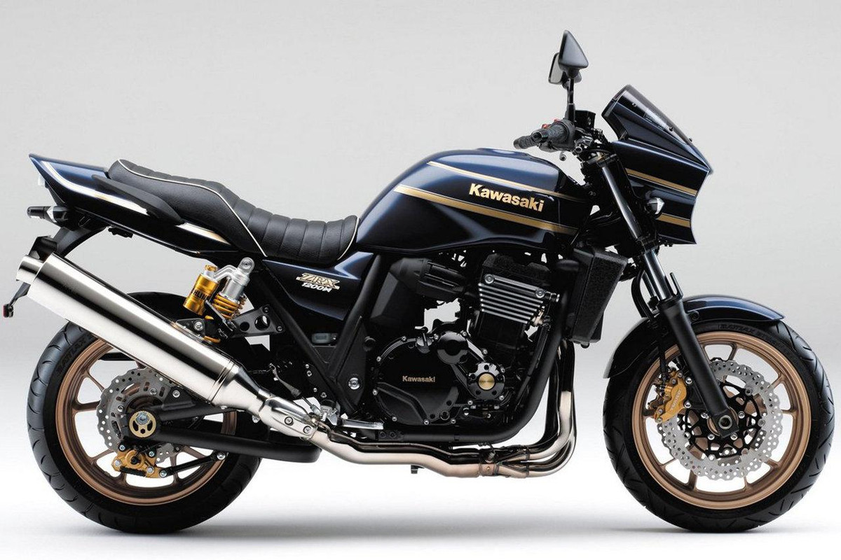 kawasaki-zrx-1200-r-special-edition-2016_8