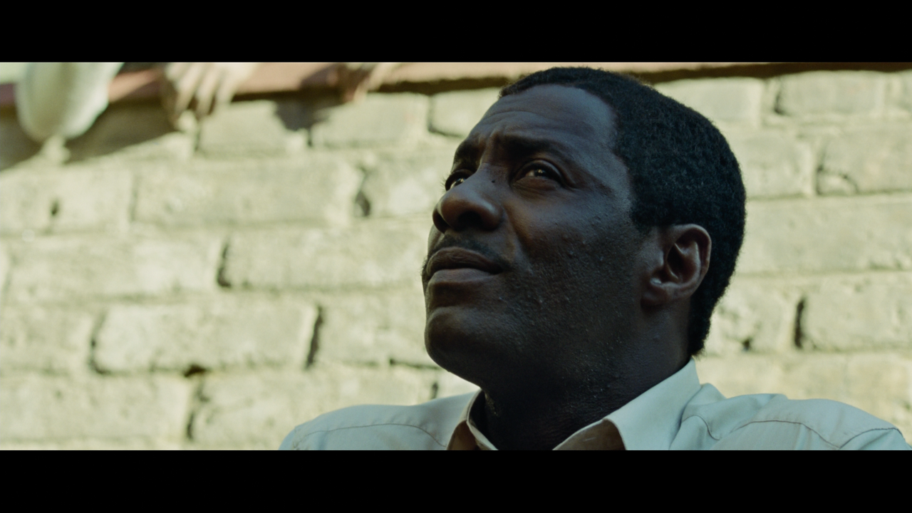 mpv shot Mandela Long Walk to Freedom 2013 FRA TRANSFER 1080p BDREMUX AVC Нечипорук 00 35 37 0006