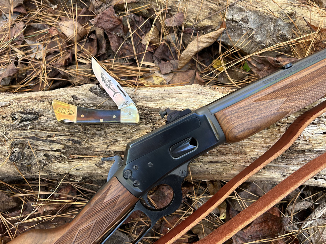 Marlin-M1894-44-MAG-2001-with-Williams-WGOS-sight-and-Case-Mako-1983.jpg