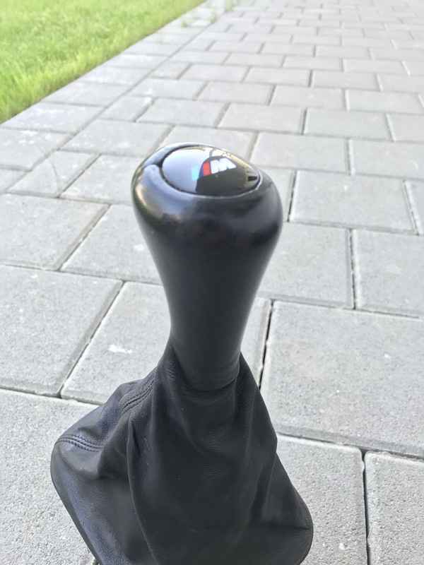 D5CAA302-0126-4847-9EB9-57A5D74B7E49