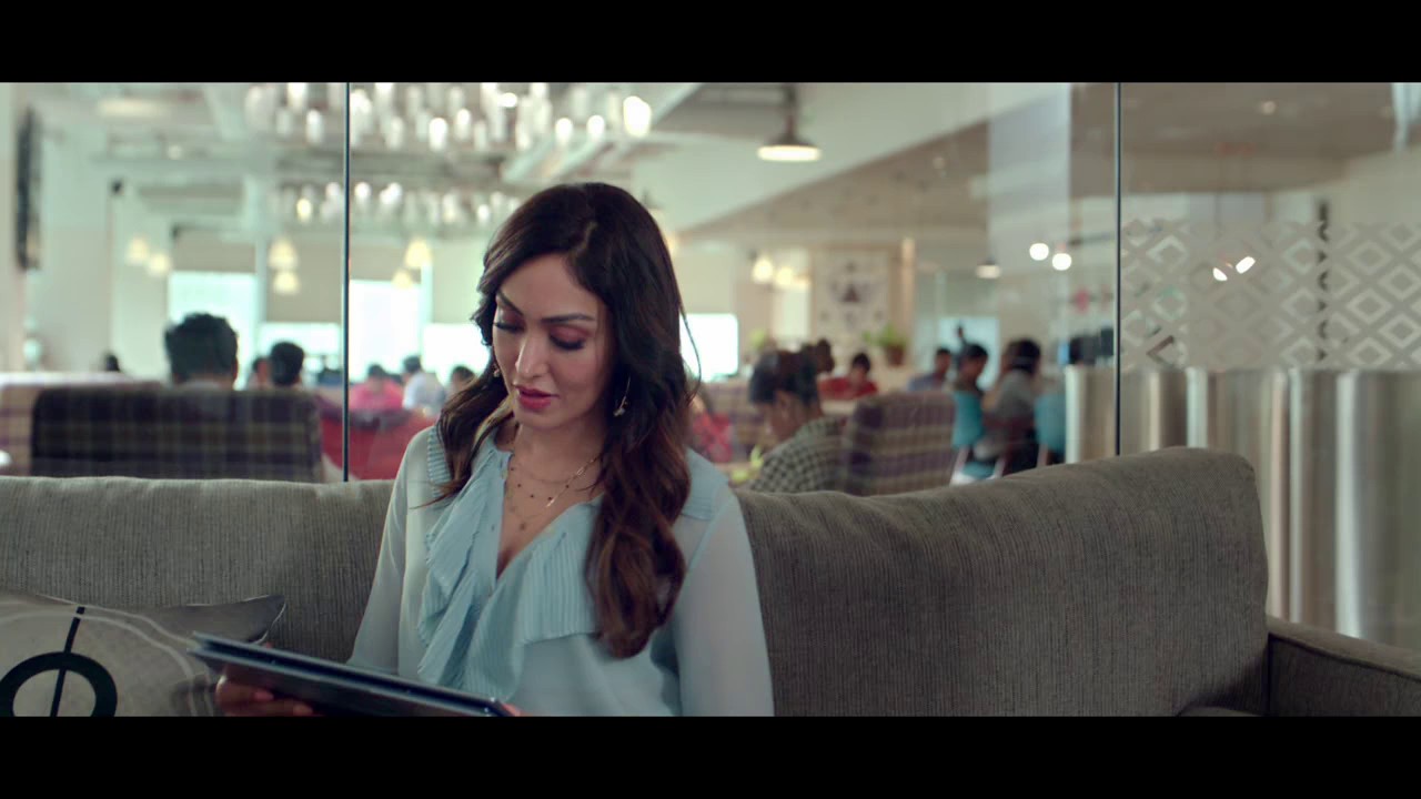 Ghudchadi-2023-WEBRip-Hindi-Tam-Tel-Kan-720p-8bit-AVC-AAC-2-0-ESub-mkv-0001