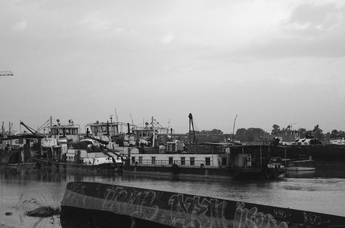 05810024.jpg