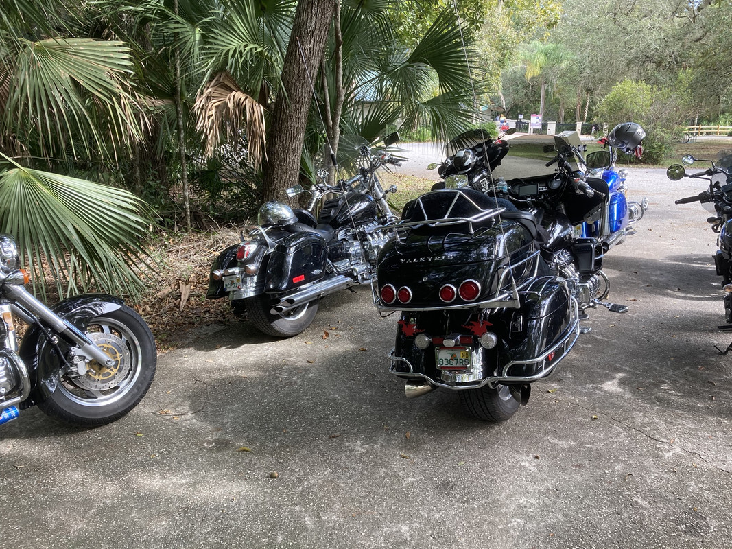 5F1EBE86-C777-446E-8B81-694948FB8FCF