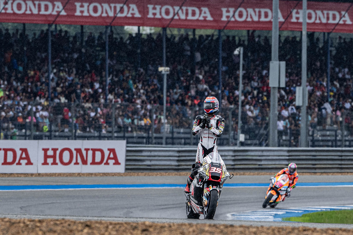 4.Moto2 ก้อง (1)