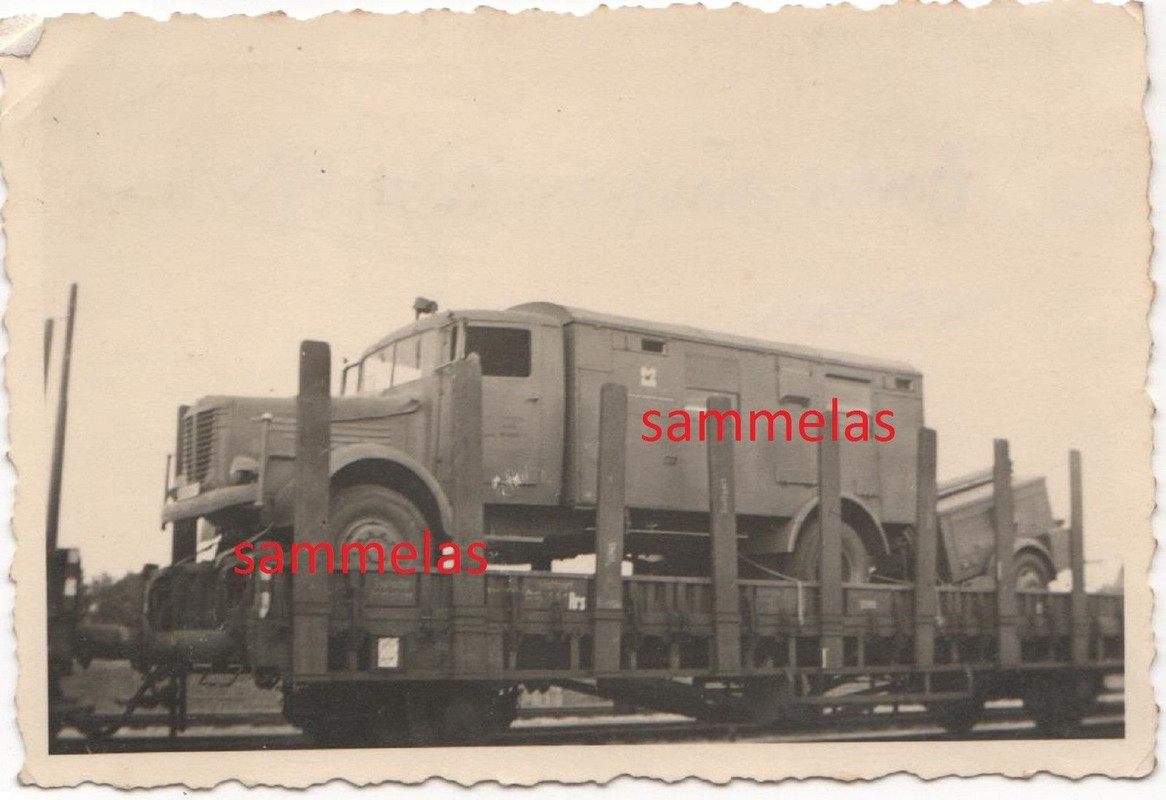 WK2 Foto Wehrmacht LKW mit Anhänger Zugfahrt nac