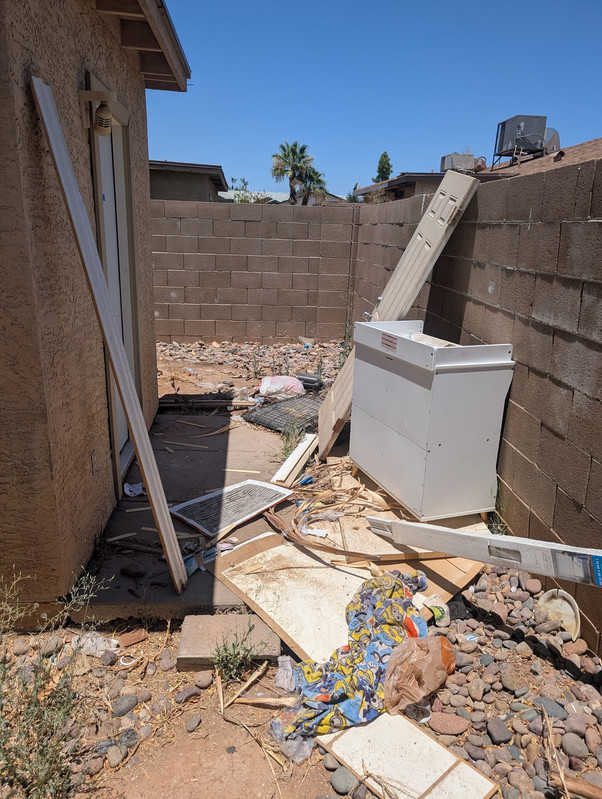 Construction and renovation debris pickup service