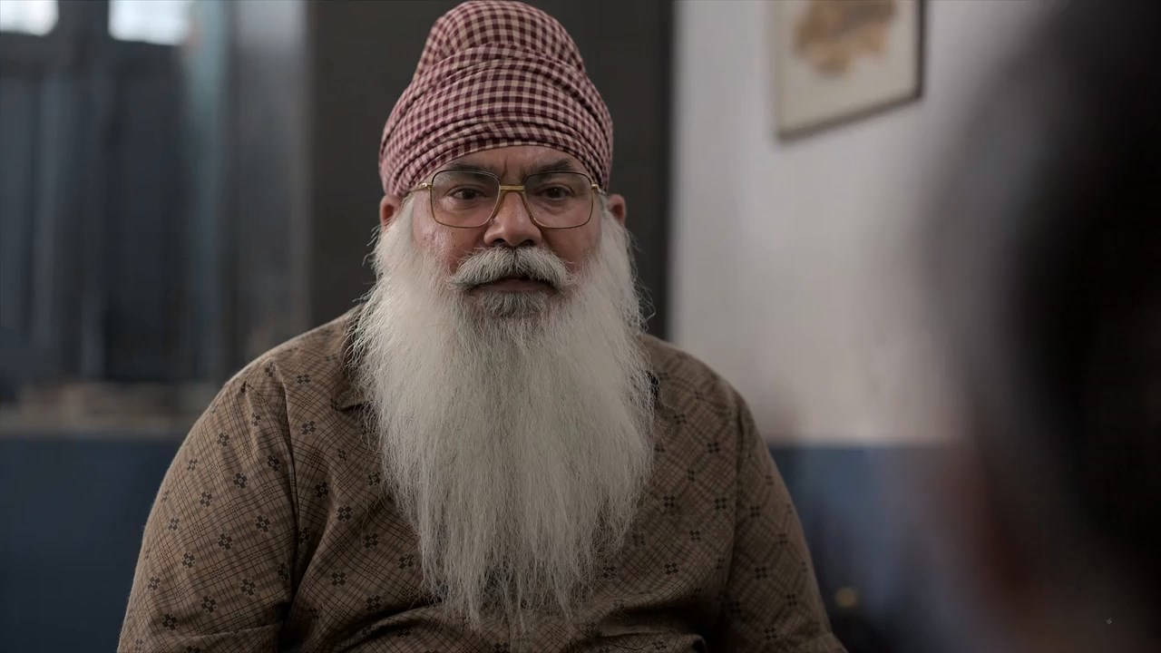 Grahan (2021) Season 1 [Hindi + Tamil + Telugu + Malayalam + Kannada] WebRip 480p, 720p ESub - Complete Screenshot