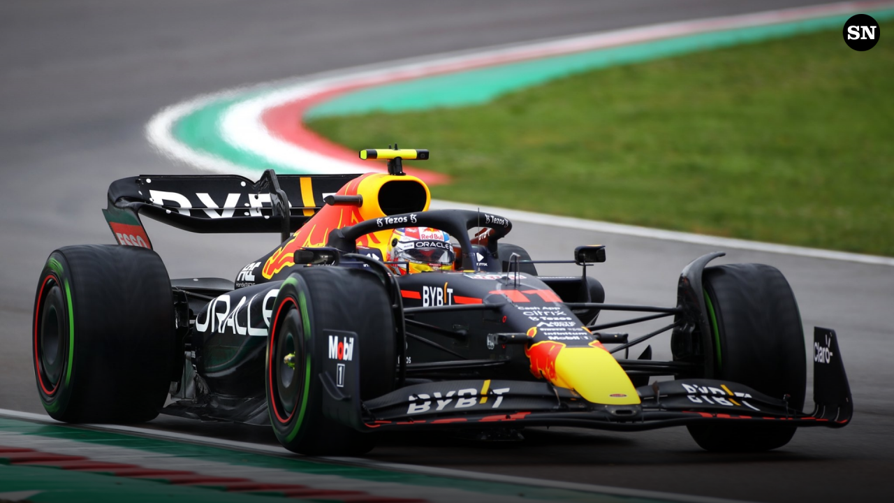 Checo Pérez queda en tercero, Max Verstappen vence a Leclerc en la Sprint Race