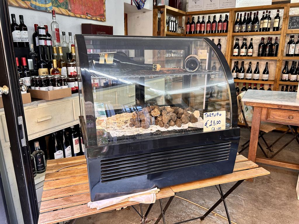 Жаркий сентябрь на побережье Тирренского моря. Жаркий сентябрь на побережье Тирренского моря.