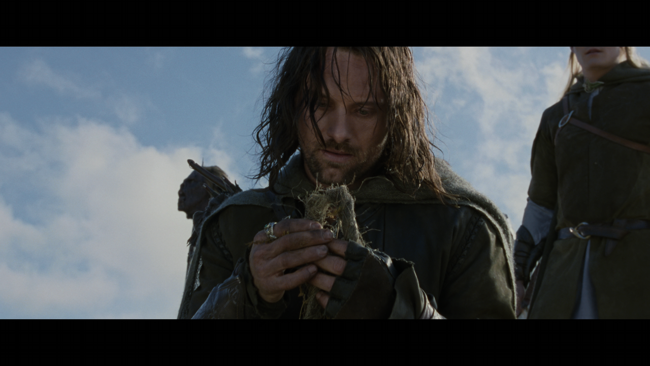 The Lord of the Rings- The Two Towers (EXT.) PT. 1.mkv_snapshot_00.37.19_[2020.12.08_17.56.50]