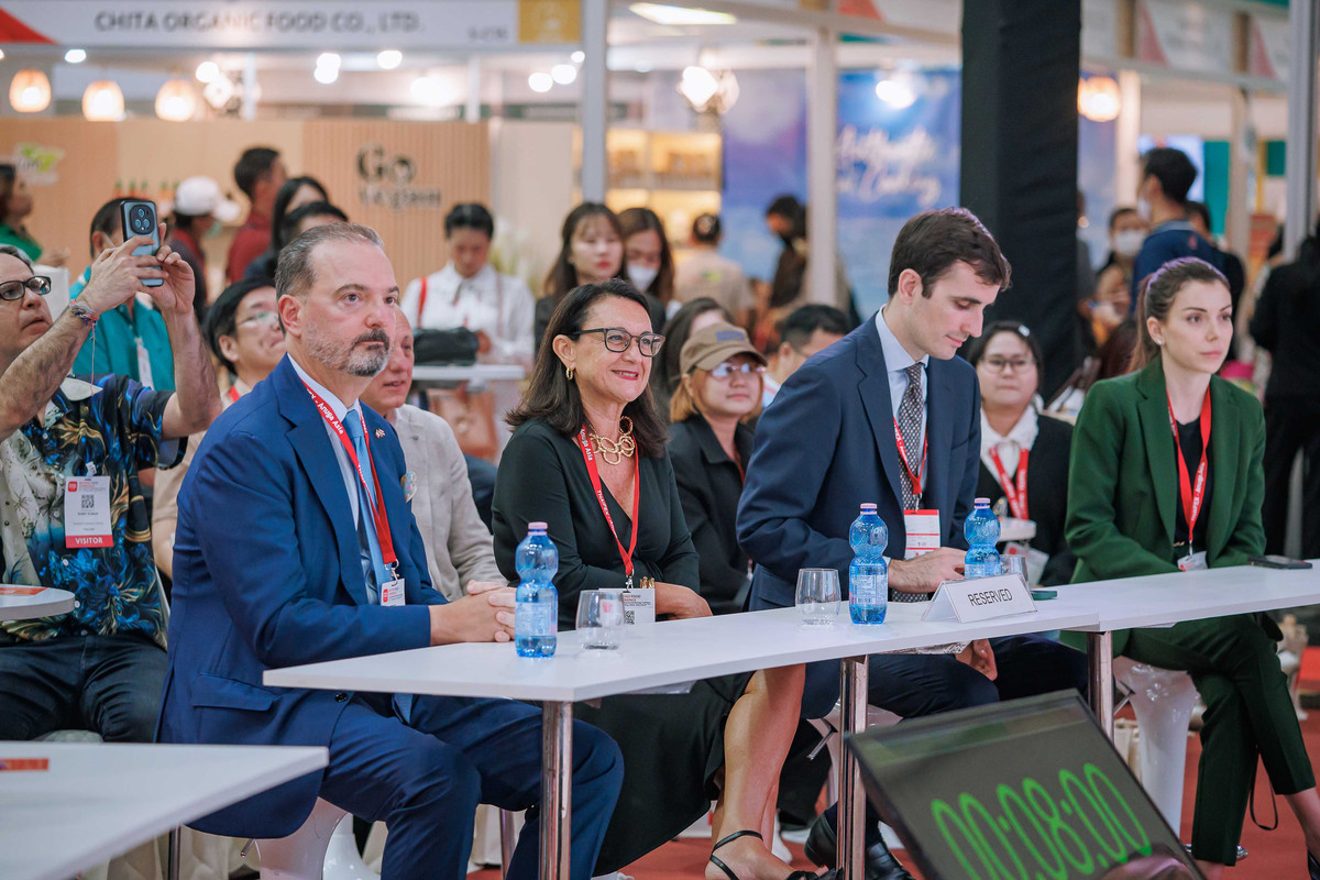 H.E. Paolo Dionisi เอกอัครราชทูตอิตาลีประจำประเทศไทย