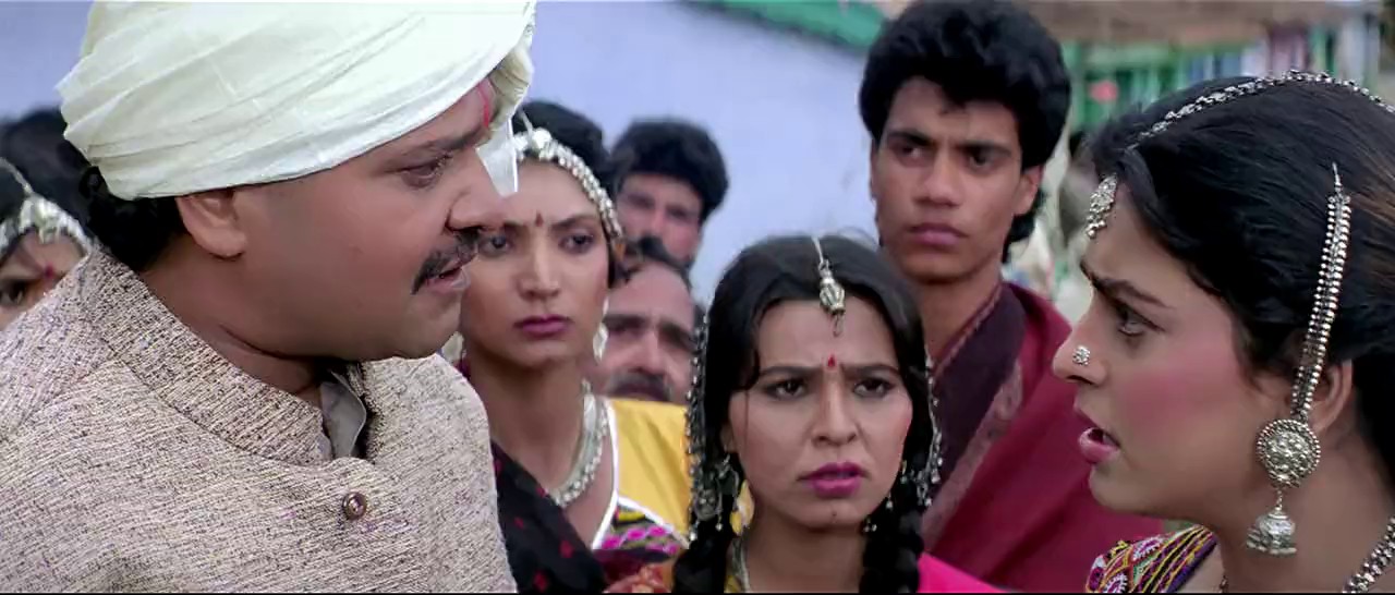 Bol-Radha-Bol-1992-WEBRip-English-720p-x264-AVC-AAC-2-0-mp4-0001
