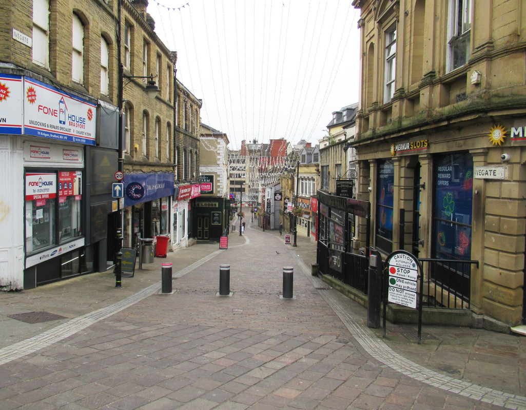 Bradford City Centre 5-9-24 (17)