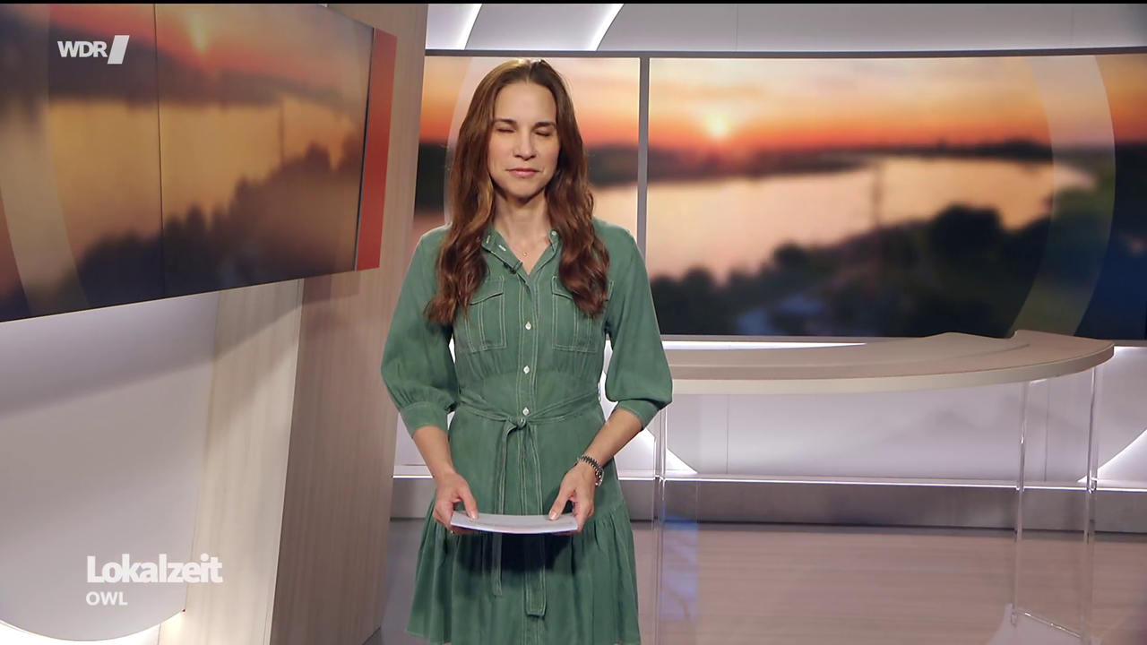 Kristina Sterz WDR Lokalzeit OWL 05 06 2026 82X Caps 57