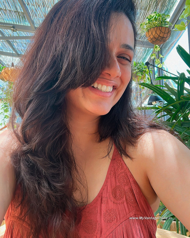 10-Girija-Oak-Godbole-Face-Closeup-Photos-My-Vantage-Point