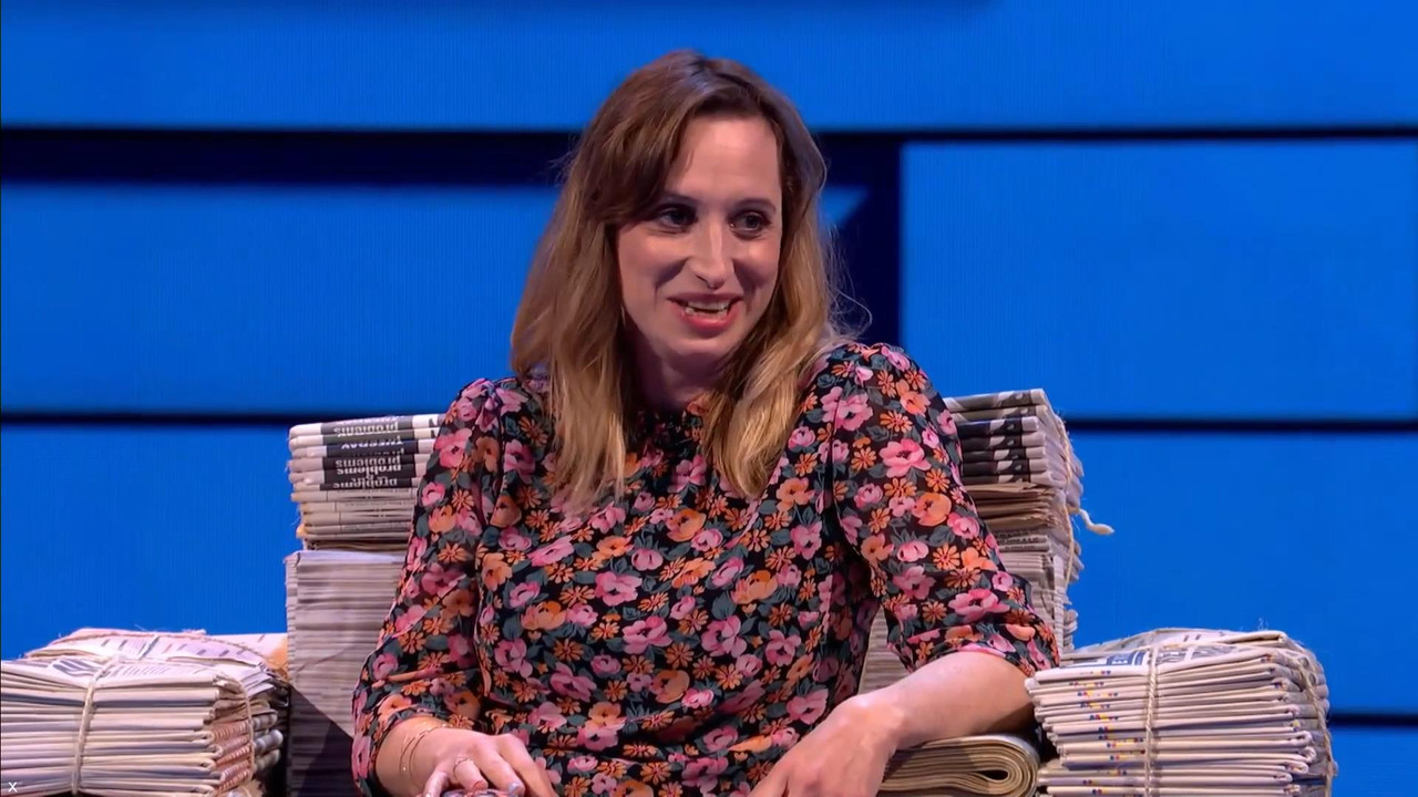 Isy Suttie 171021.mp4_snapshot_01.37_[2021.10.17_03.00.13]