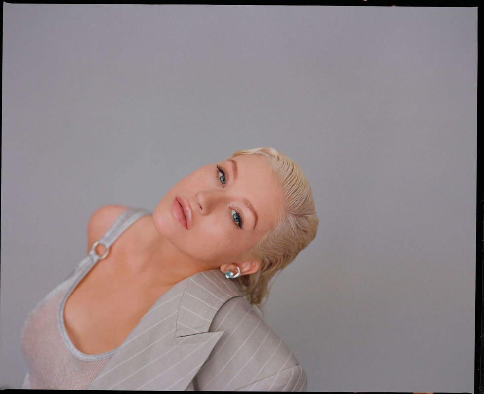 christina-aguilera-liberation-album-photoshoot-0