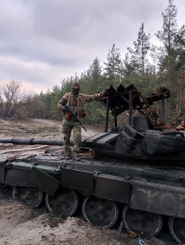 1102 T-72B3 destr 21 10 23