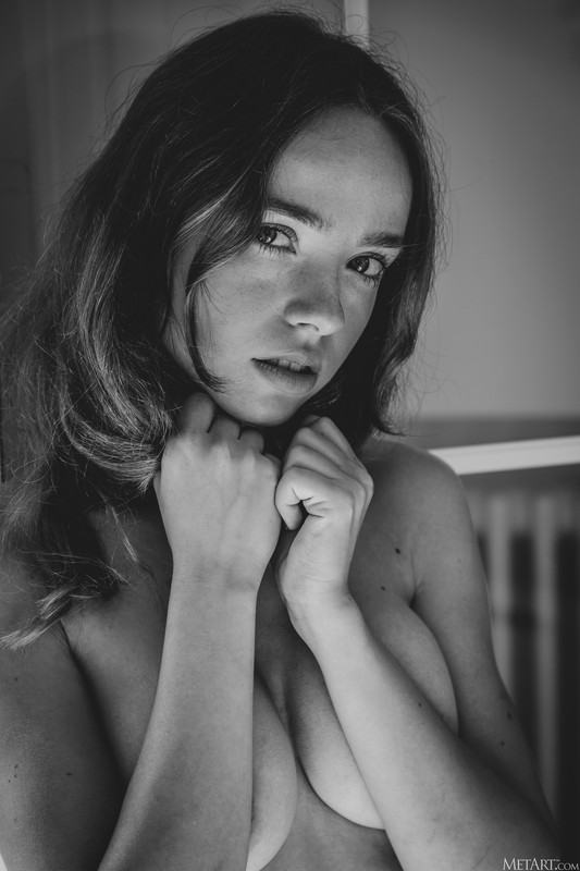 MetArt_Shine-Bright_Rinna-Ly_high_0155