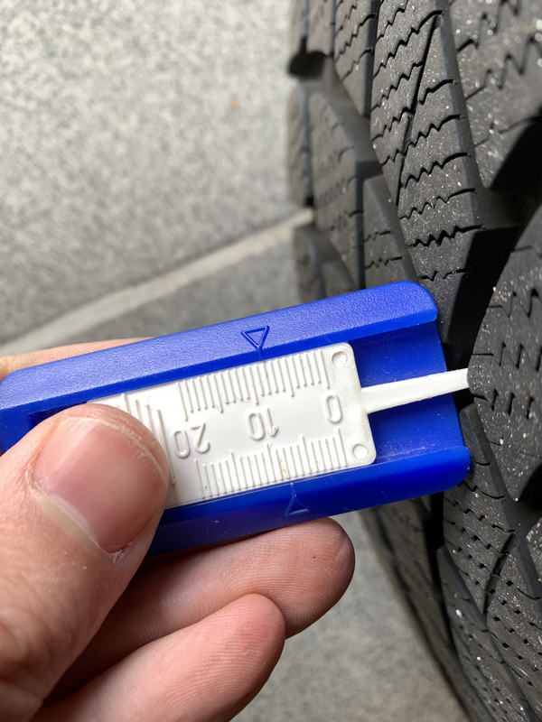 0C2E1210-BE1A-4FEF-A1C7-7D367DEF5505