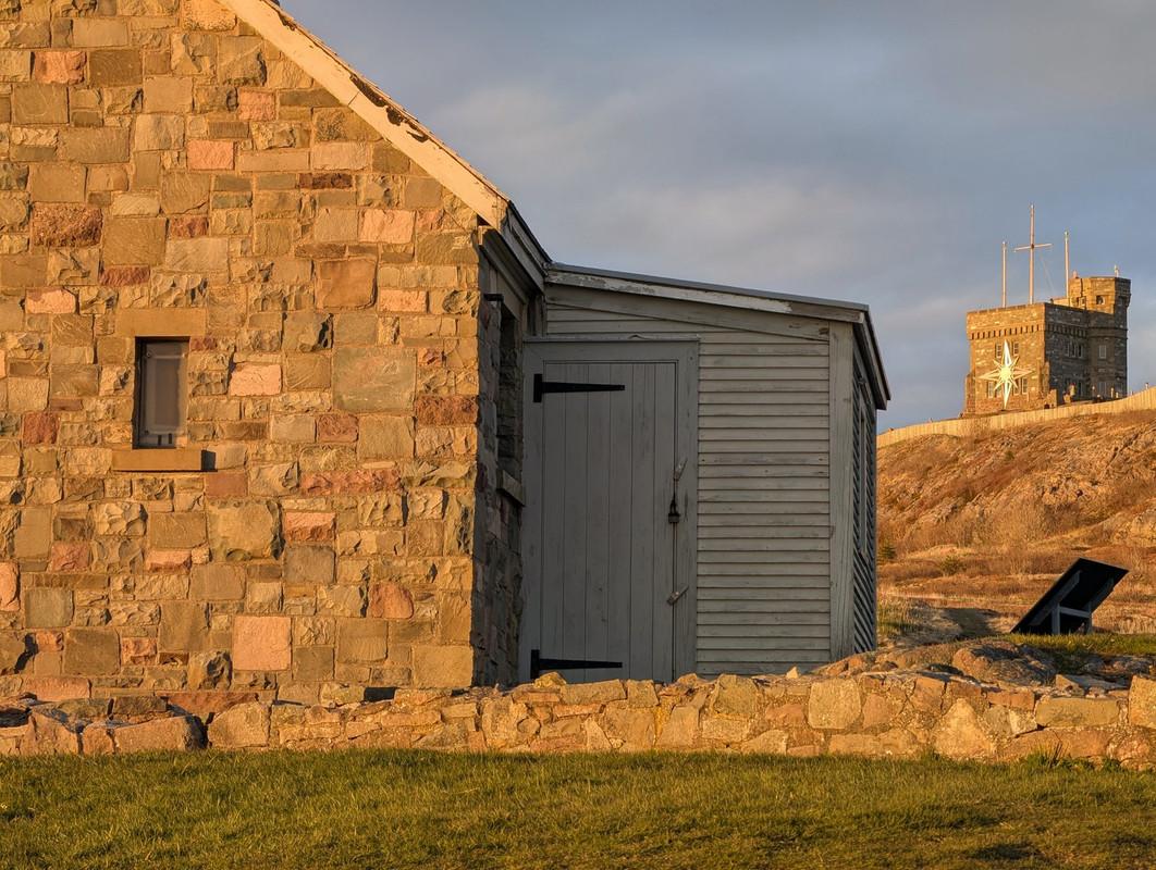 PXL_20250527_224135394.MP~2