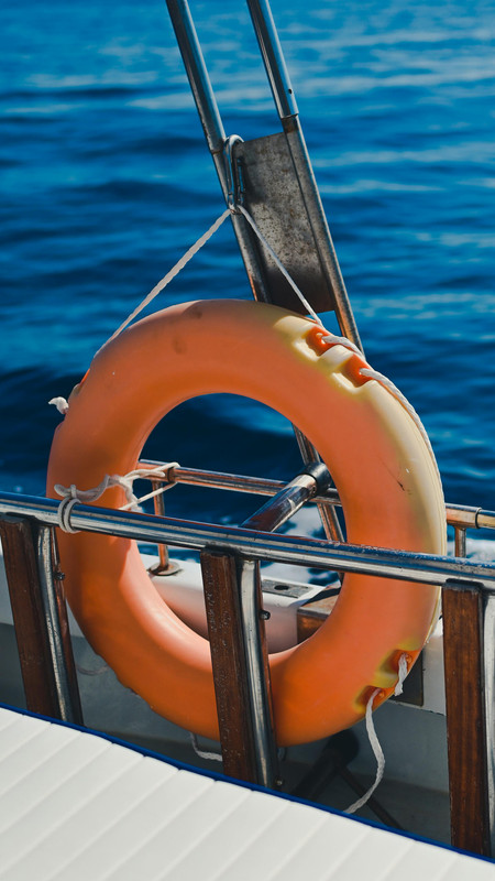 Sea rescue and emergency assistance on the Greek seas