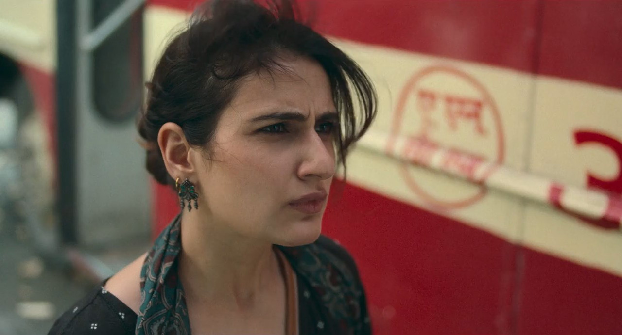 Aap Jaisa Koi 2025 WebRip [Hindi + Tamil + Telugu] 480p 720p 1080p ESub Screenshot