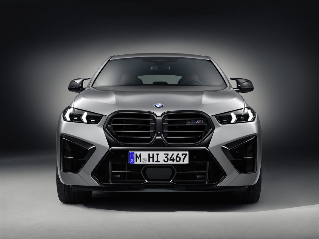 P90495613_highRes_the-new-bmw-x6-m-com