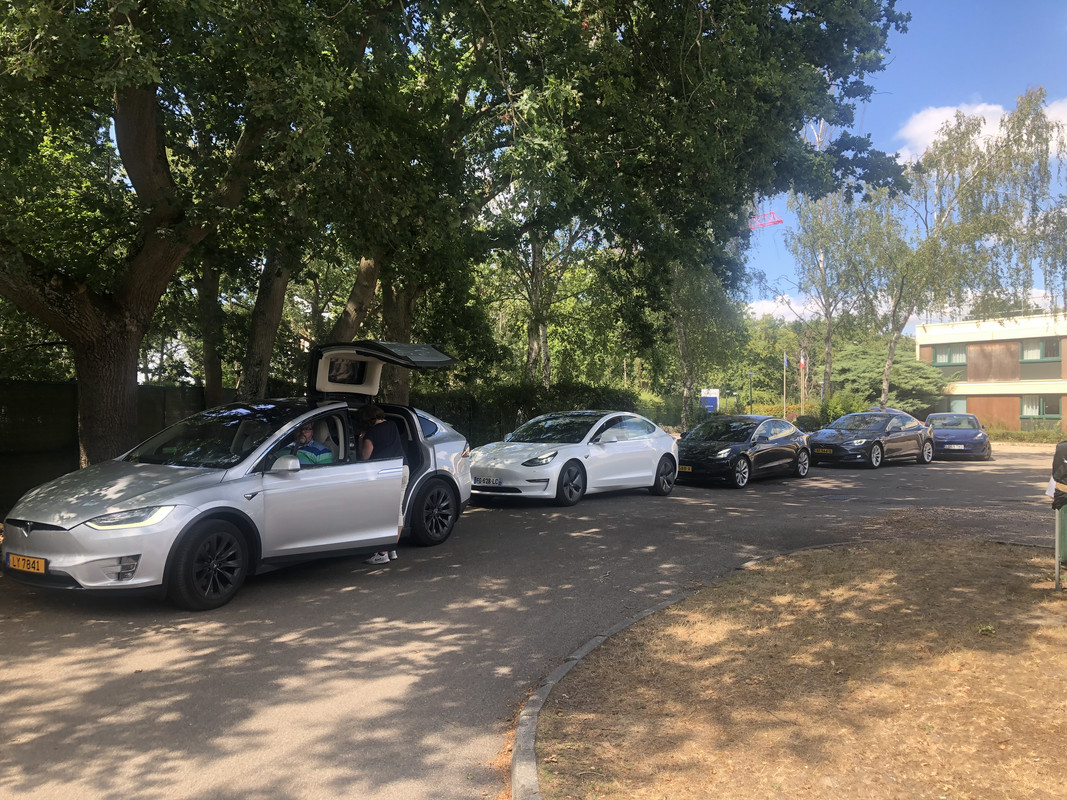 C9C15302-6397-4F79-852B-6125F06DB81D