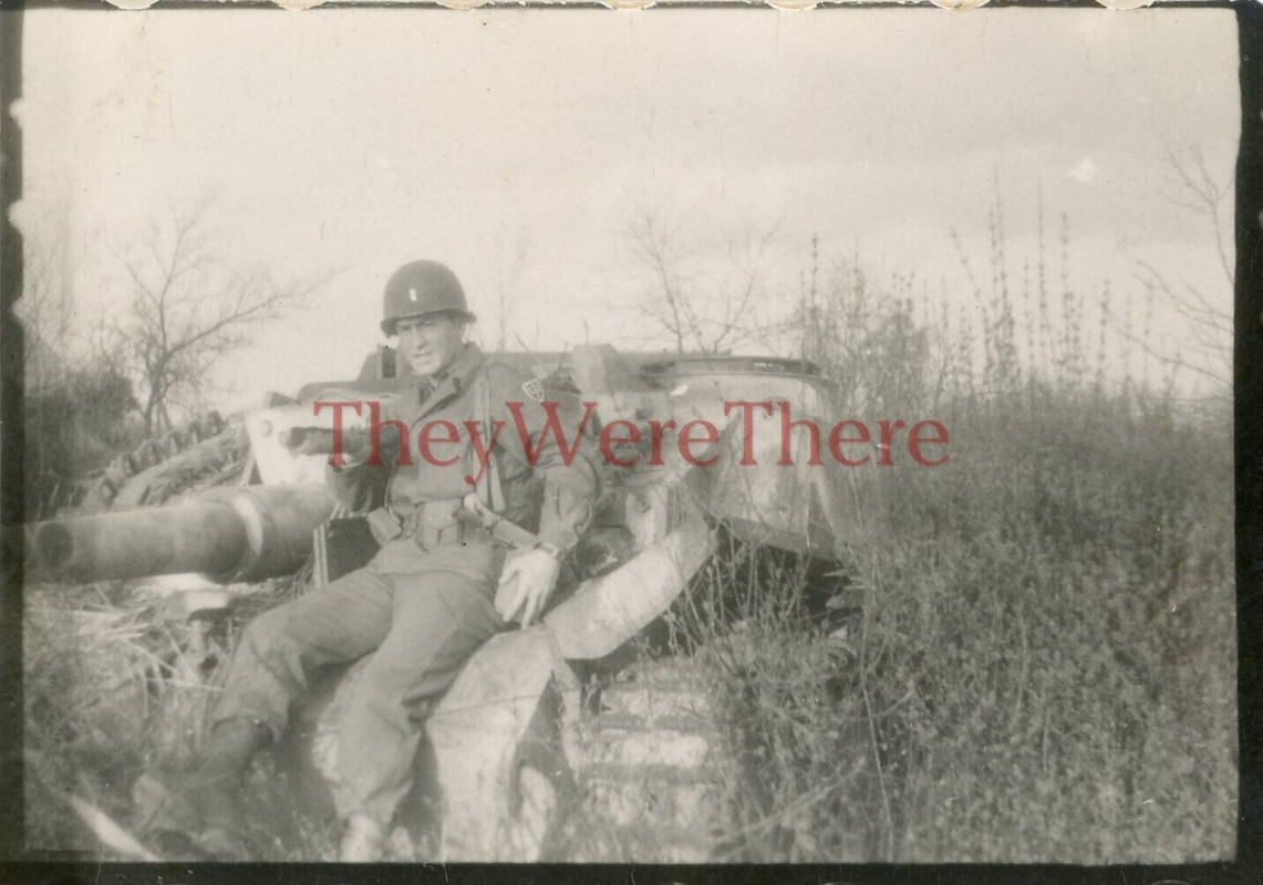 WWII photo- 97th ID- US Captured GERMAN STURMGESCHUTZ StuG III TANK Destroyer (3)