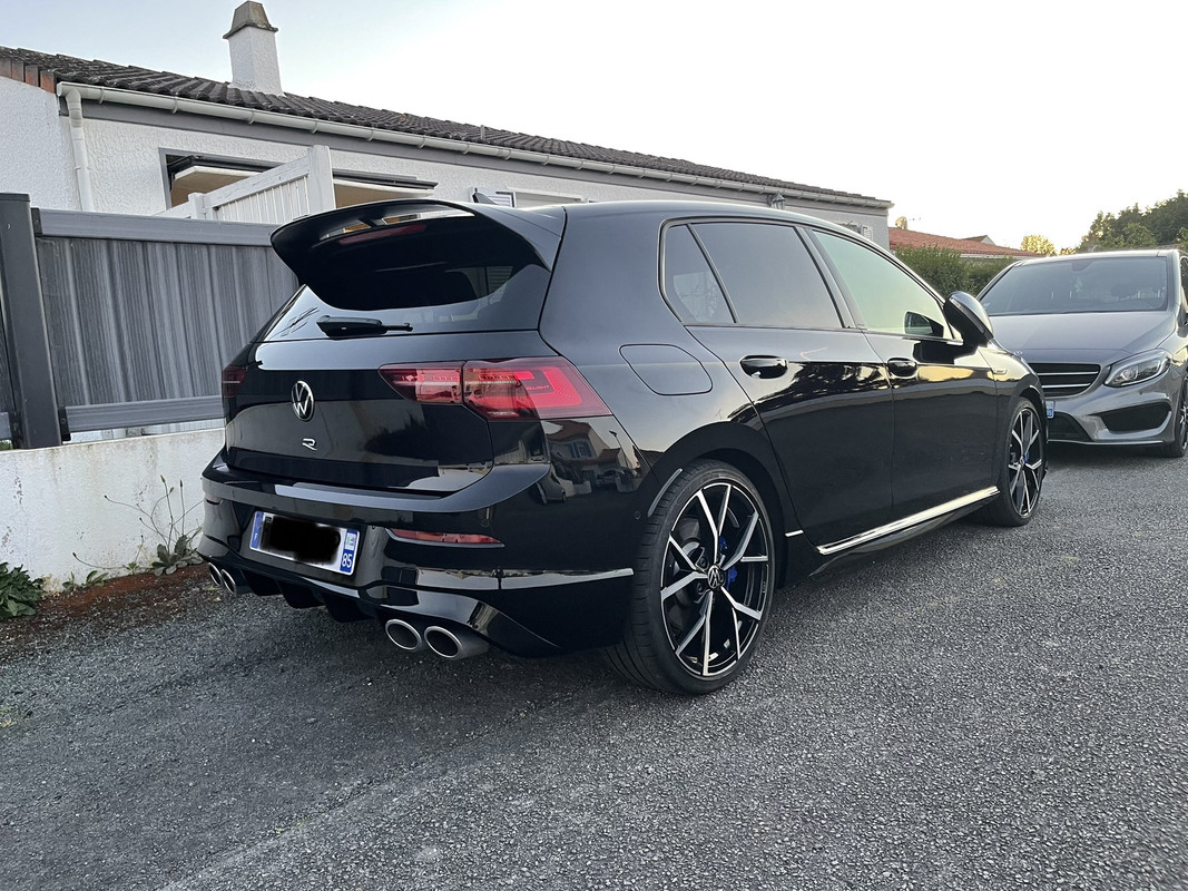 722B03EA-CCB4-4A7E-9E5B-3B01F531F4DC