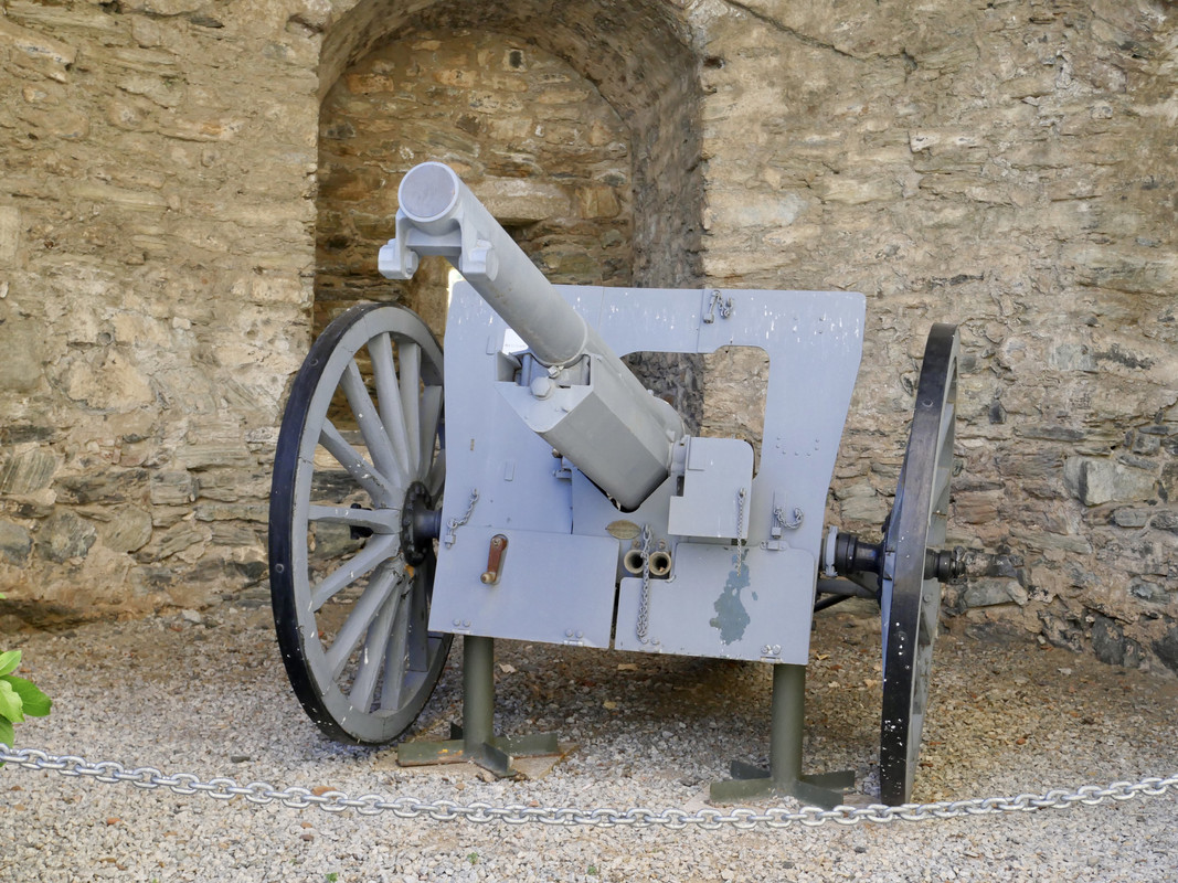 E259C75B-B52C-4934-BC5F-91407EDF15E6