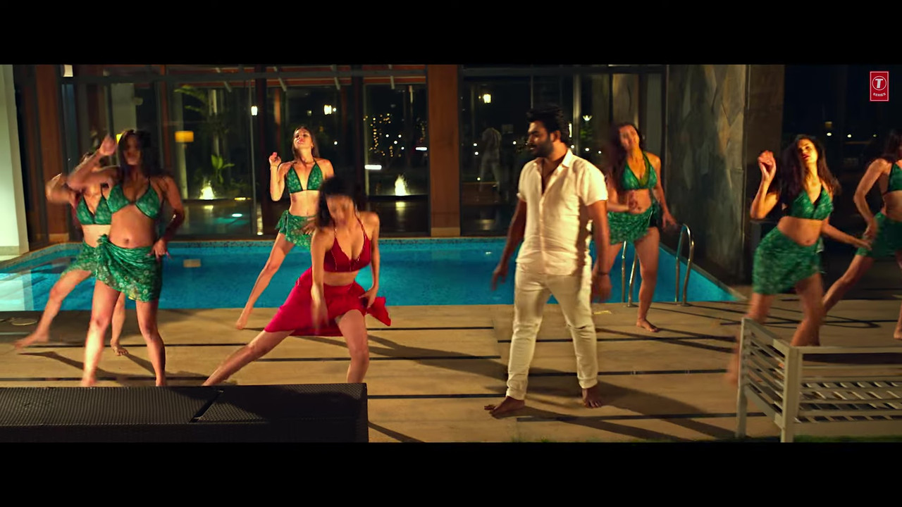 vlcsnap-2023-10-19-05h28m07s444