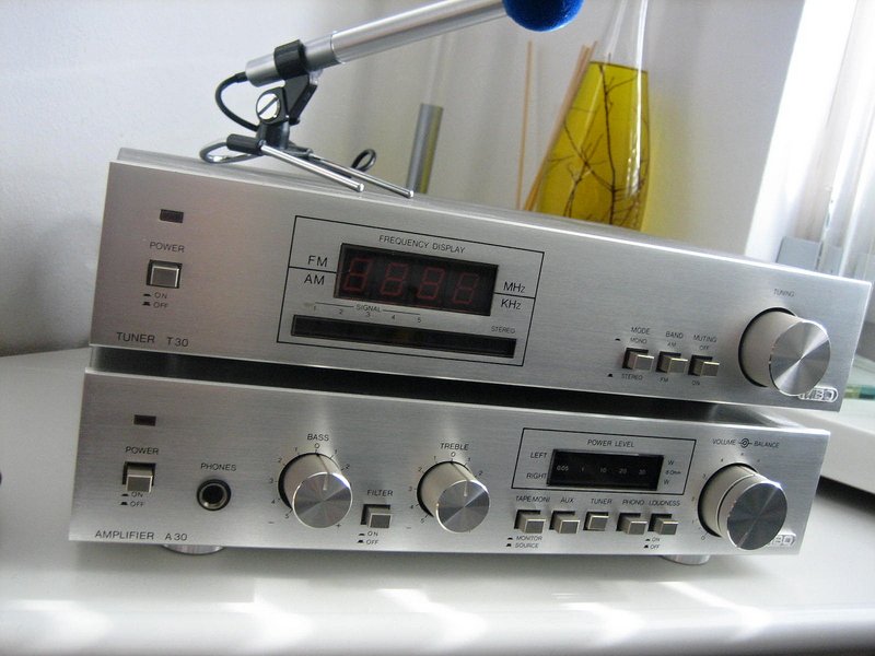 [Bild: MBO-30er-HIFI-Ger-te-005.jpg]