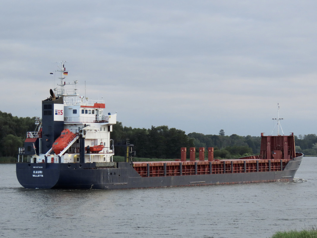 BC4C52B2-2C4C-4980-B294-24F81BEE1FD2