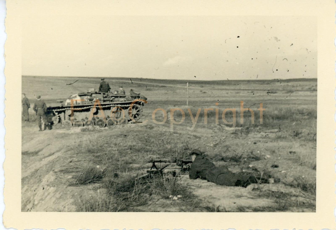 StuG Sturmgeschütz Panzer Tank Russland Foto4